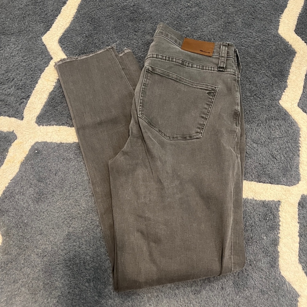 Gray Madewell 9” high rise skinny jeans